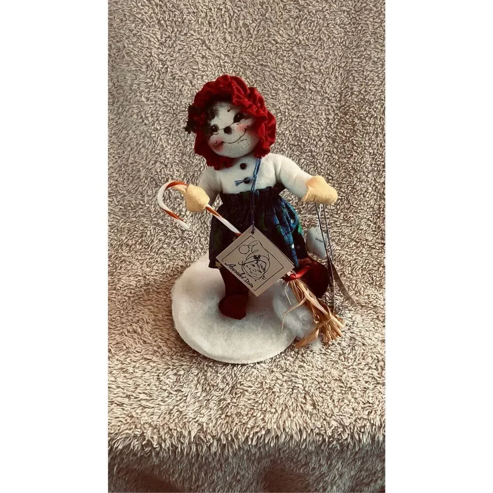 ANNALEE Doll Snow Man Candy Cane Sweeping 1998 10